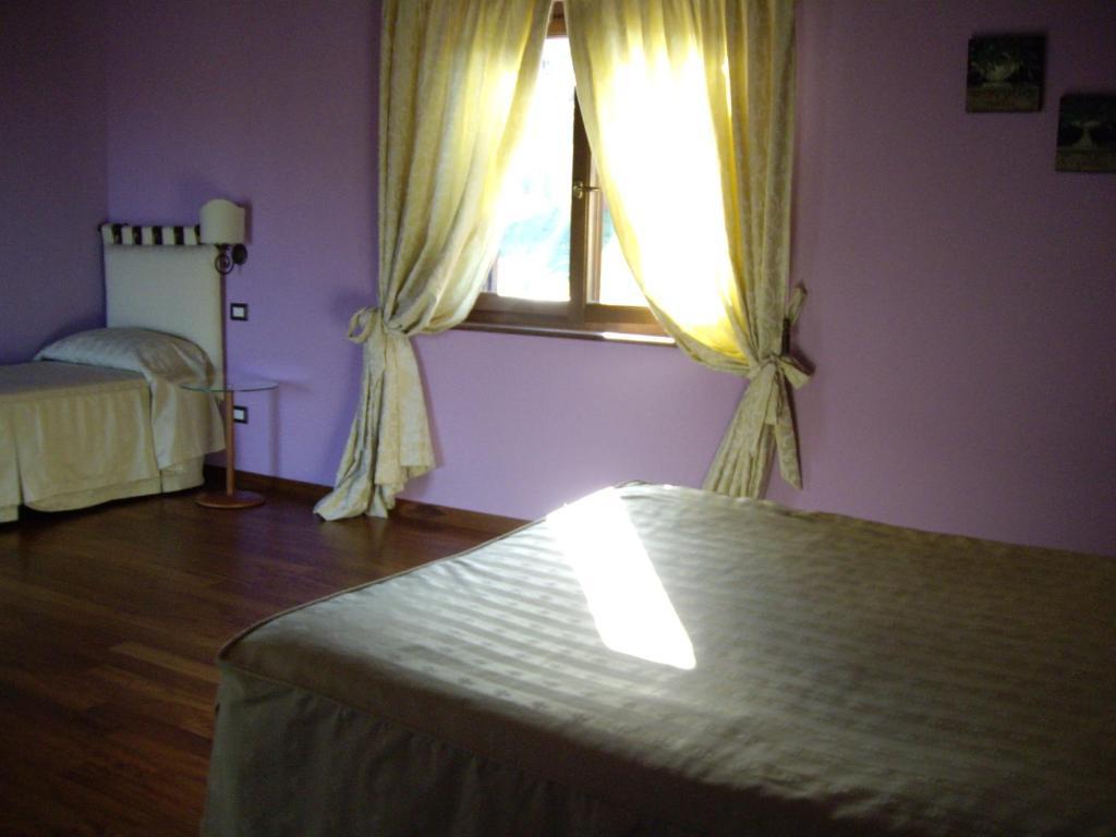 Agriturismo Il Borgo Degli Ulivi Roseto Degli Abruzzi Room photo