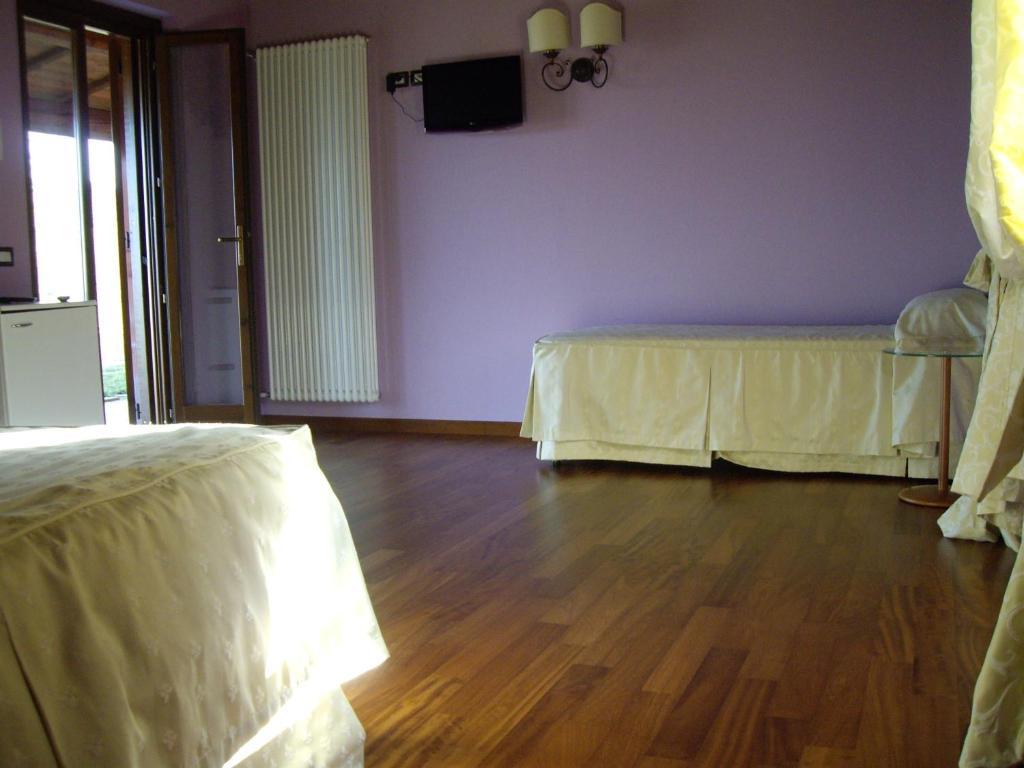 Agriturismo Il Borgo Degli Ulivi Roseto Degli Abruzzi Room photo